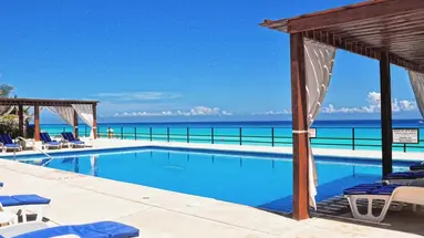 Flamingo Cancun Resort