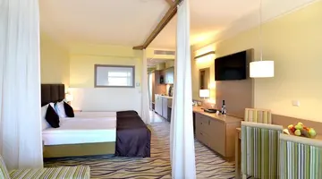 Flamingo Grand Hotel and Spa