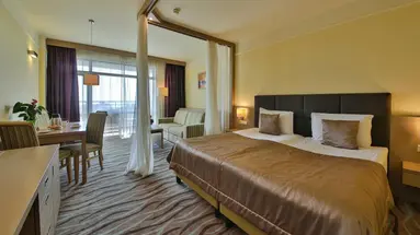 Flamingo Grand Hotel and Spa