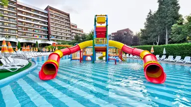 Flamingo Grand Hotel & Spa