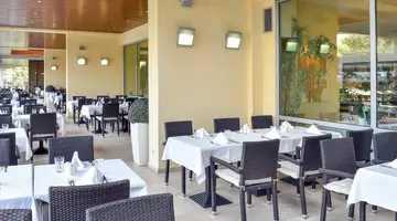 Flamingo Grand Hotel & Spa