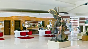 Flamingo Grand Hotel & Spa