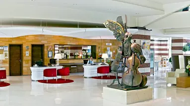 Flamingo Grand Hotel & Spa