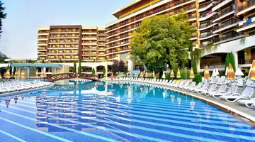 Flamingo Grand Hotel & Spa