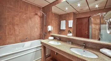 Flamingo Grand Hotel & Spa