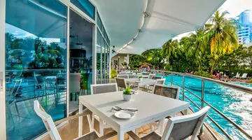 Flamingo Hotel by the Beach Penang