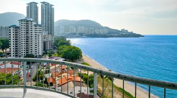 Flamingo Hotel by the Beach Penang