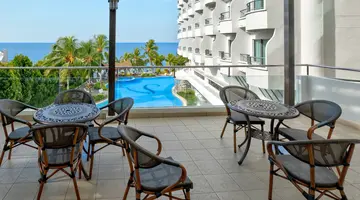 Flamingo Hotel by the Beach Penang