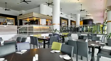 Flamingo Hotel by the Beach Penang