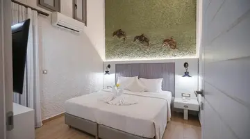 Flamingos Hotel