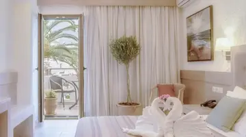 FLAMINGOS HOTEL