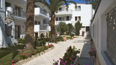 Flamingos Hotel