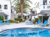 Flamingos Hotel