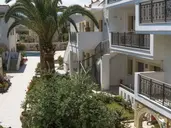 FLAMINGOS HOTEL