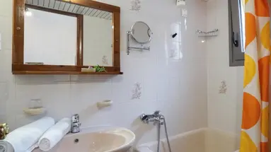FLAMINGOS HOTEL