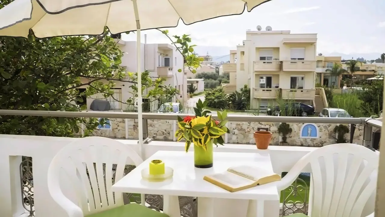 Flamingos Hotel