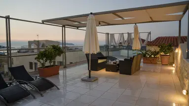 FLAMINGOS HOTEL