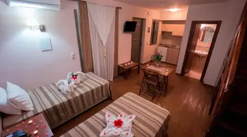 Flamingos Hotel