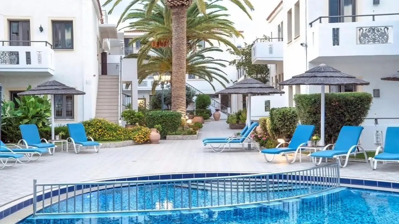 Flamingos Hotel