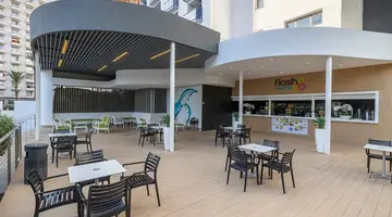 Flash Hotel (Adults Only)