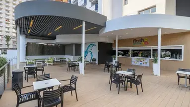Flash Hotel (Adults Only)