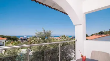 Flegra Palace