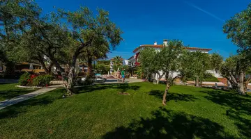 Flegra Palace