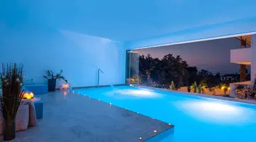 Flegra Palace