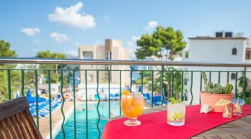 FlipFlop Surfing Playa Apartments