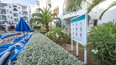 FlipFlop Surfing Playa Apartments