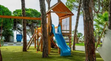 Fllad Resort & SPA