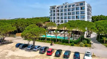 Fllad Resort & SPA