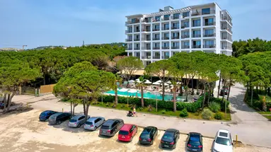 Fllad Resort & SPA