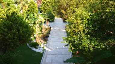 FLORA GARDEN EPHESUS