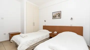 Flora Hotel Apartments