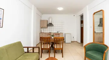 Flora Hotel Apartments