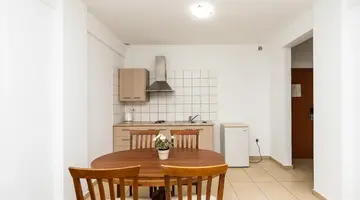 Flora Hotel Apartments