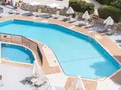 Flora Hotel Apartments