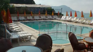 Floria Beach Hotel