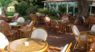 Floria Beach Hotel