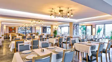Floria Beach Hotel
