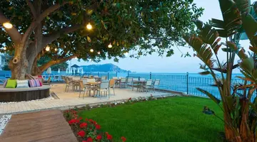 FLORIA BEACH