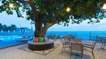 Floria Beach