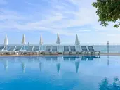 FLORIA BEACH
