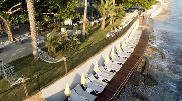 FLORIA BEACH