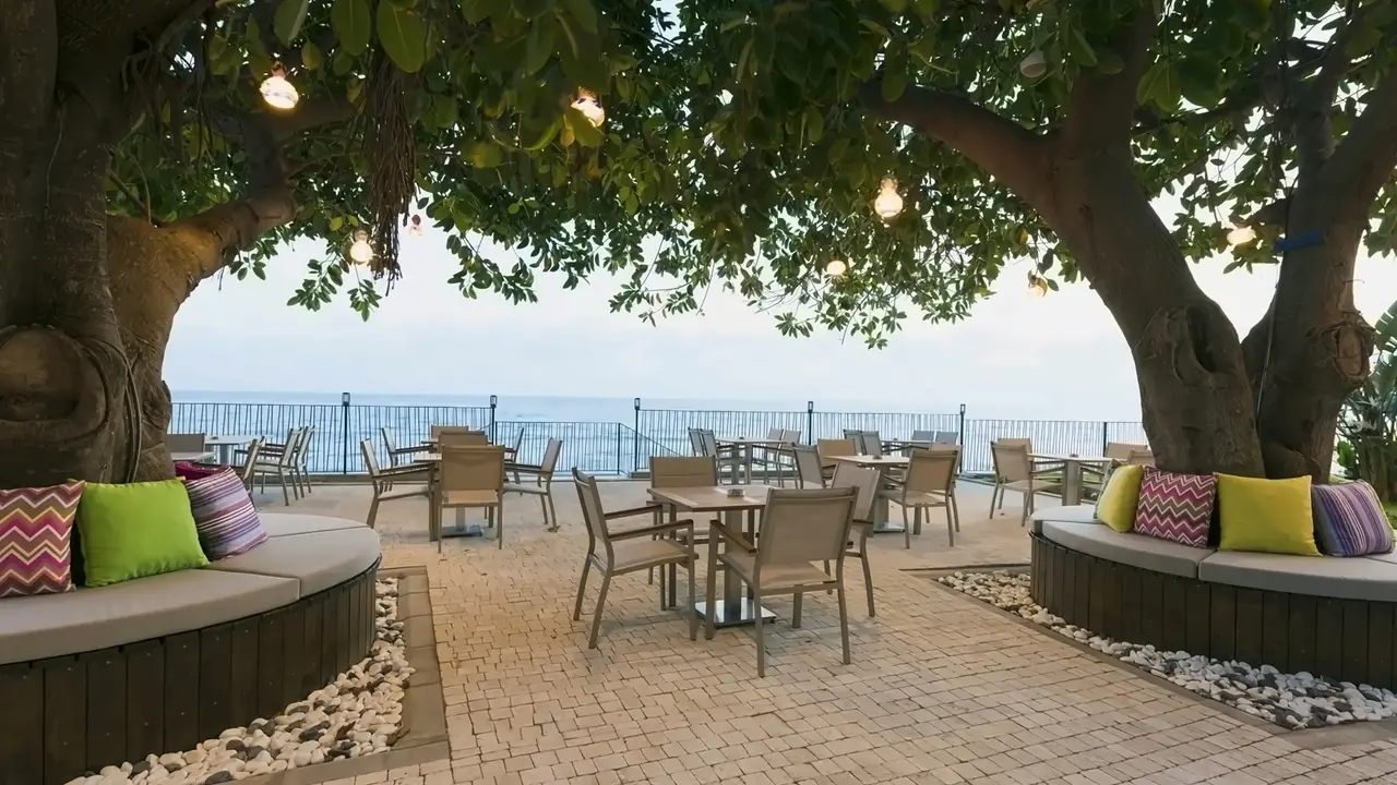 Floria Beach