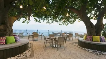 Floria Beach