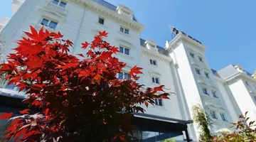 Flower Hotel & SPA