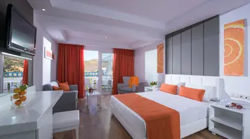 FODELE BEACH & WATER PARK HOLIDAY RESORT