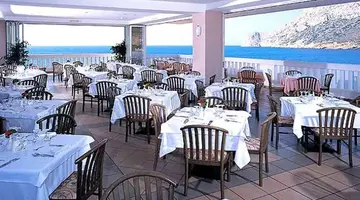 FODELE BEACH